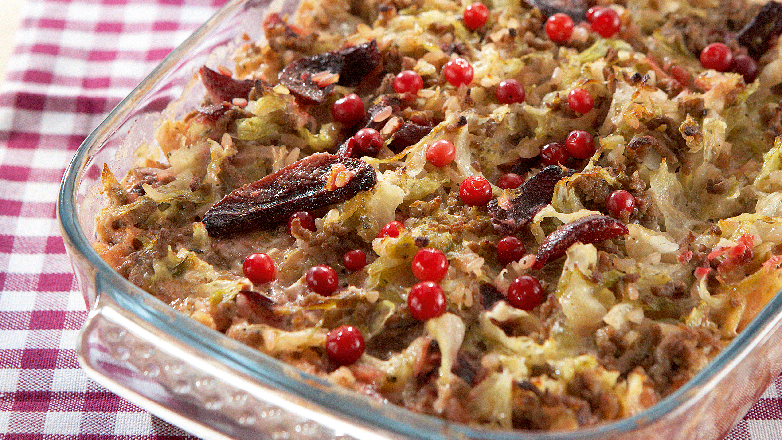 Jauheliha-borssilaatikko