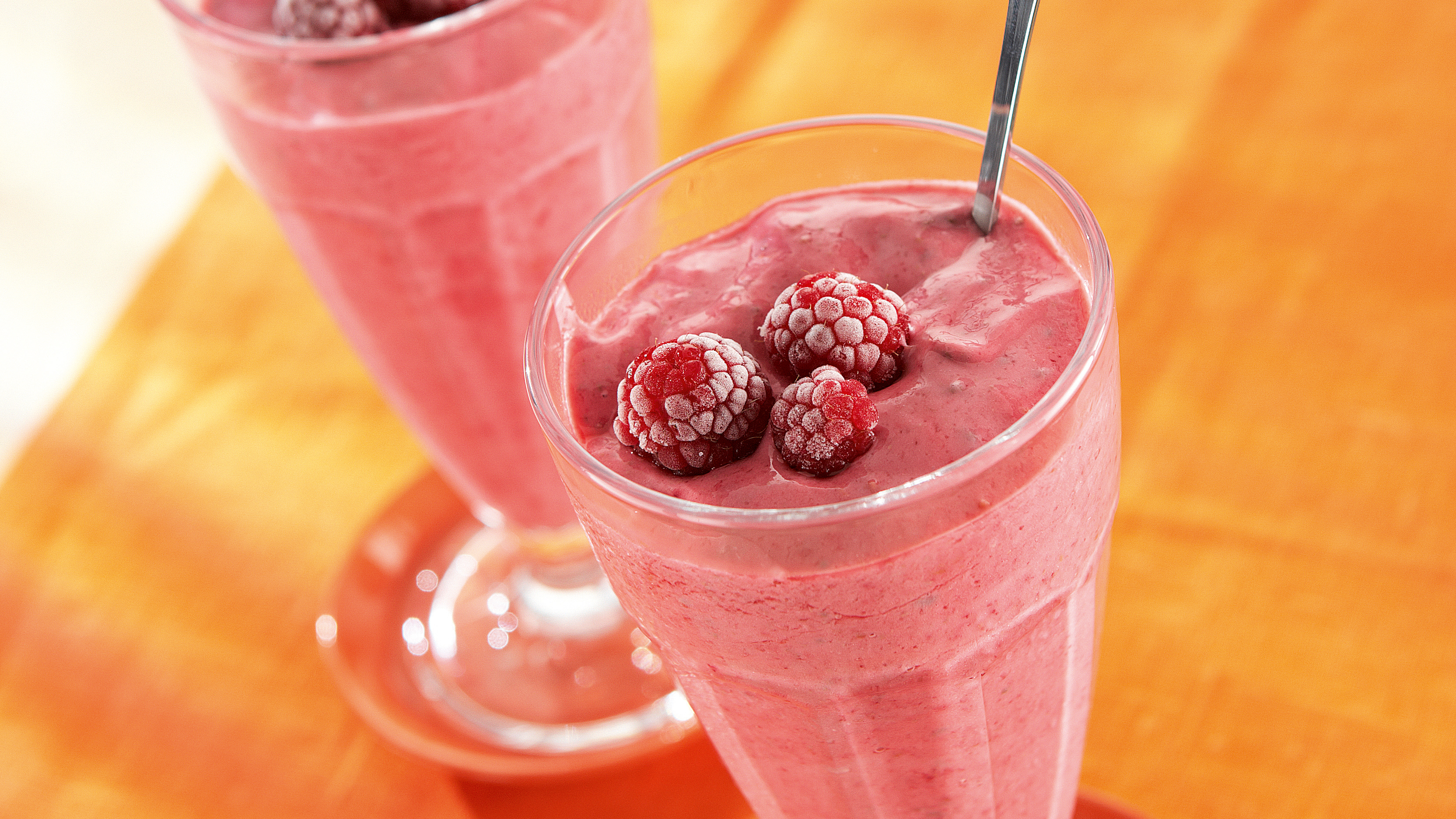 Suklainen vadelma-jogurttismoothie