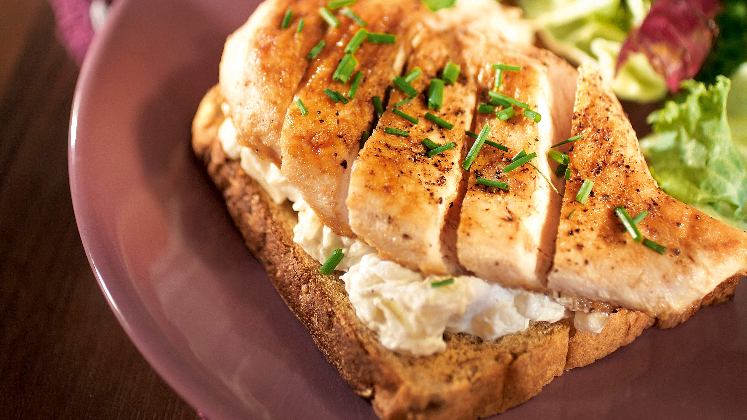 Broileri-vuohenjuustoleivät