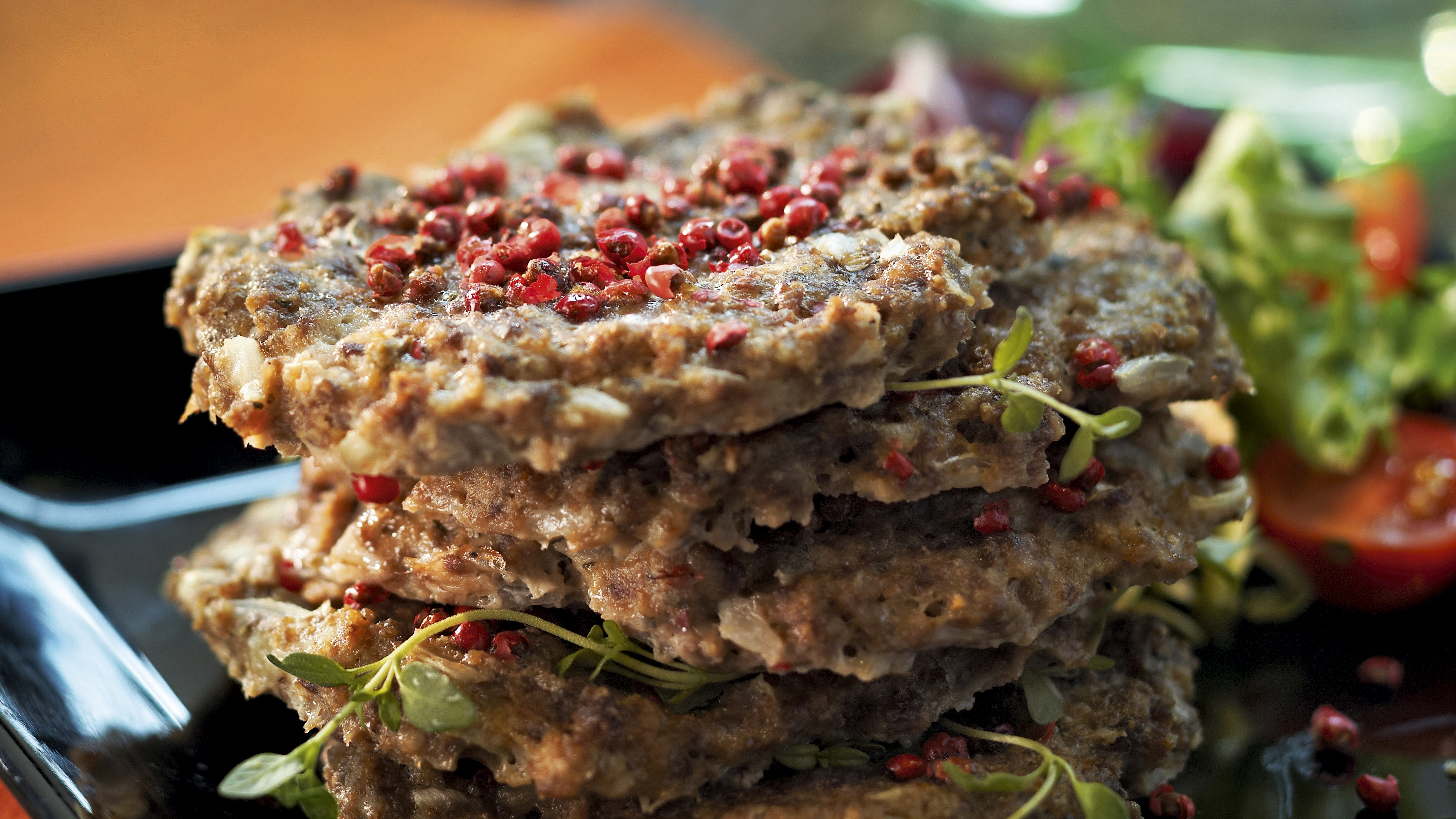 Roseepippuriset jauhelihapihvit