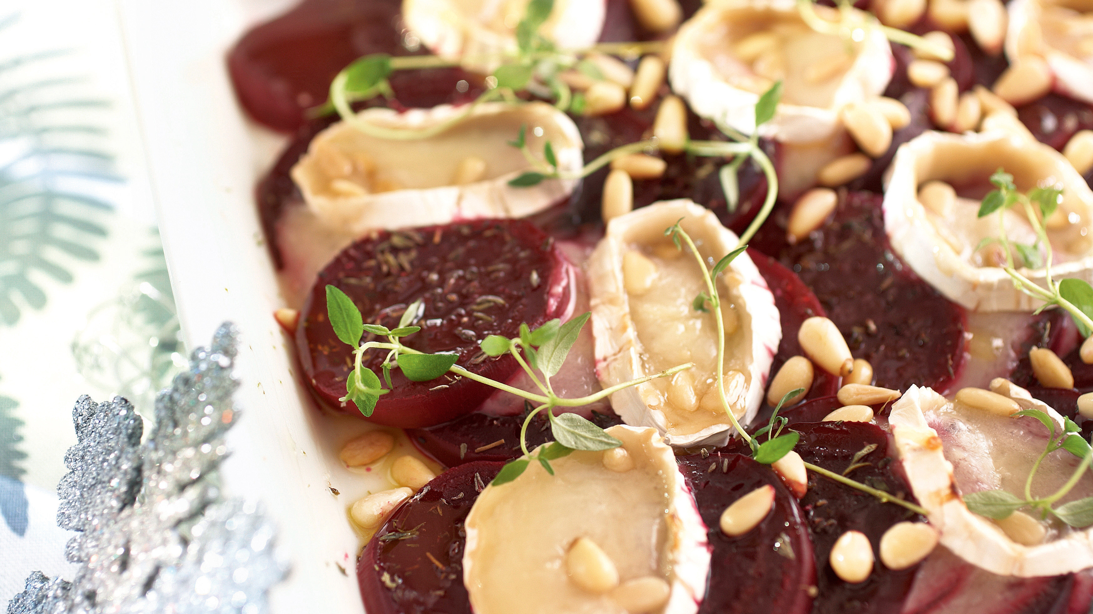 Vuohenjuustopunajuuret