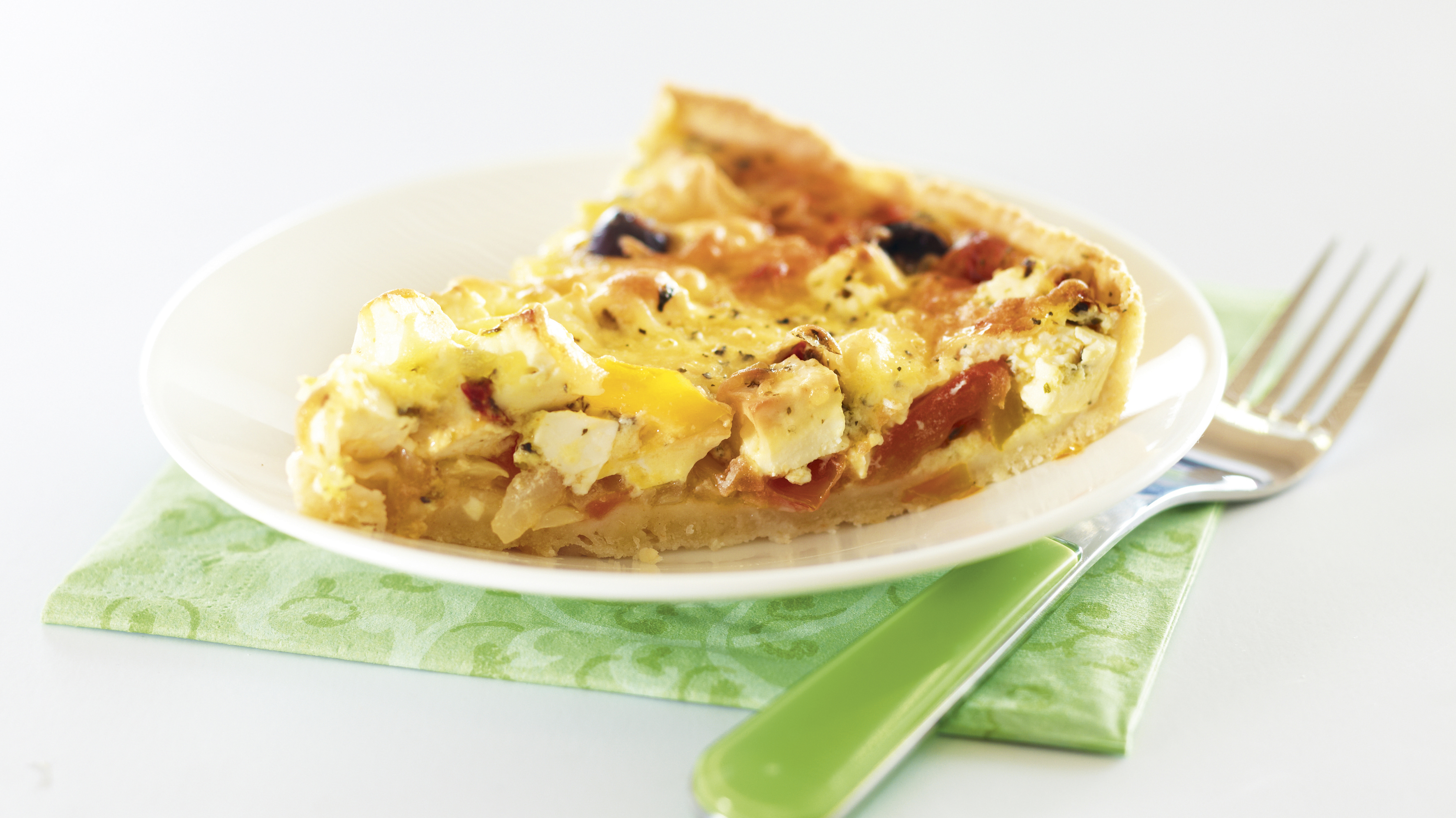 Feta-paprikapiirakka