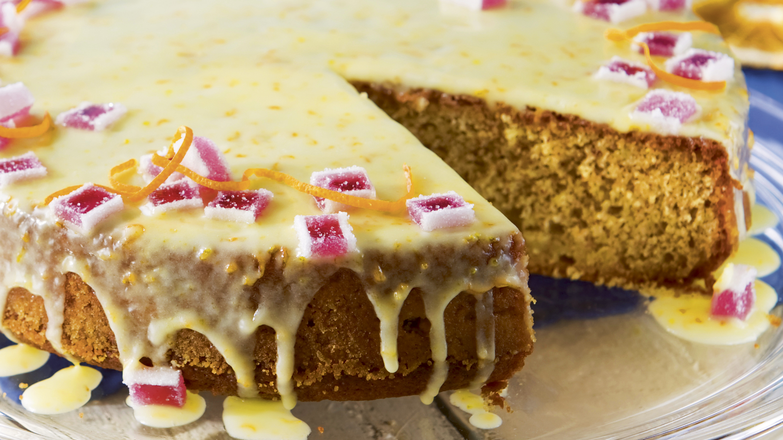 Appelsiini-mantelikakku