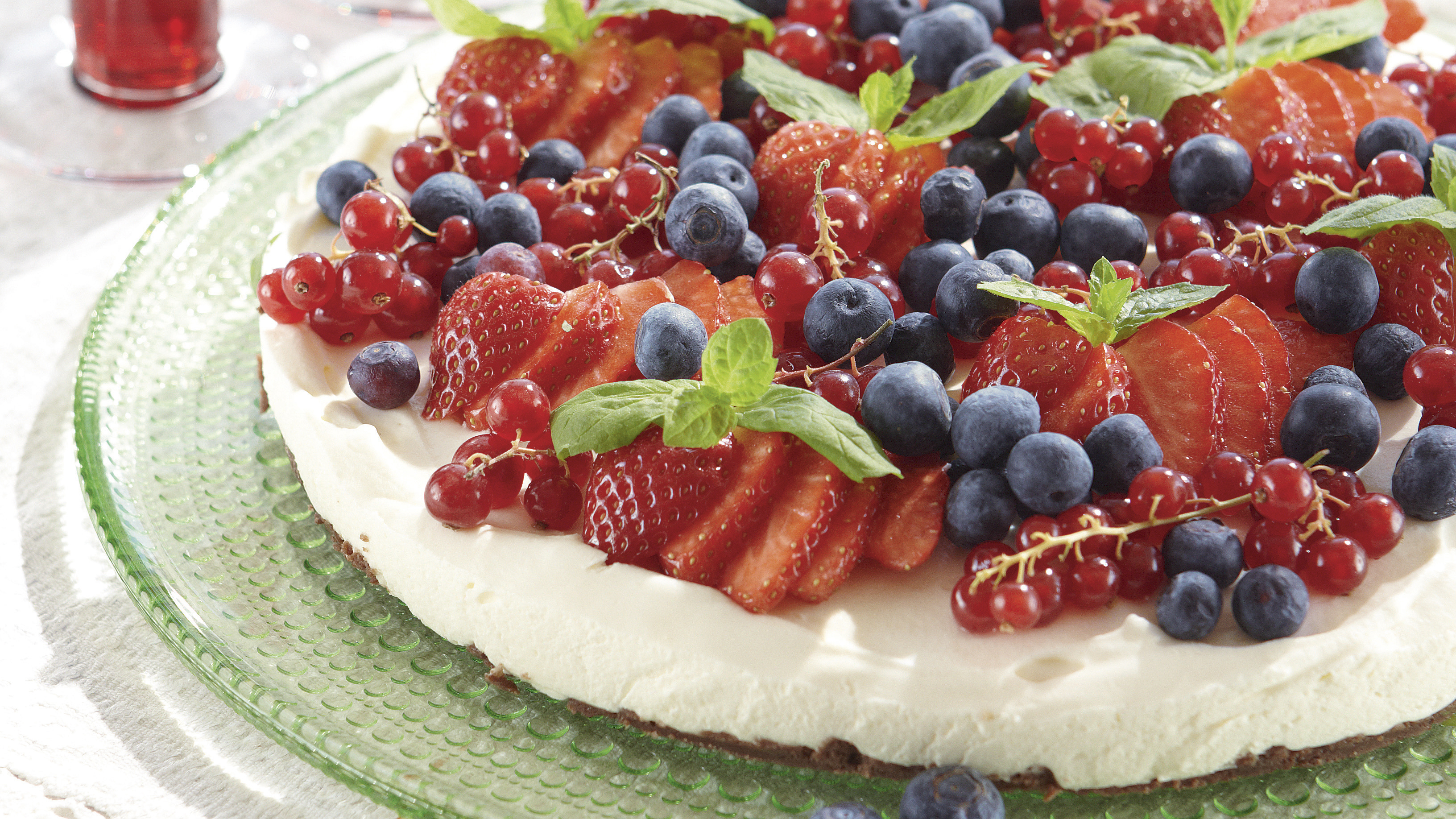 Marja-hedelmätorttu ilman uunia