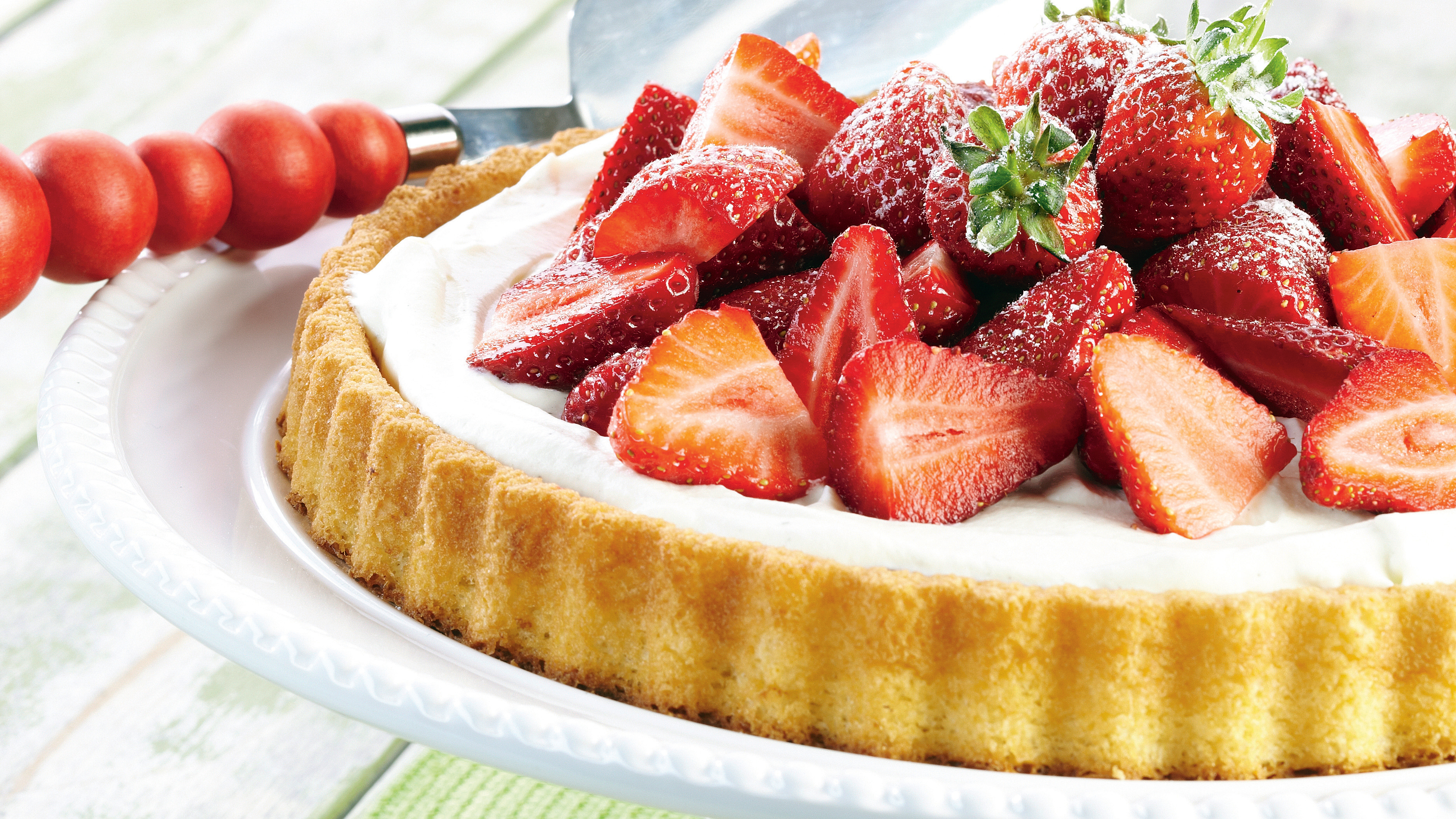 Nopea mansikkatorttu