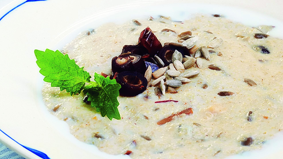 Kauralese-taatelipuuro