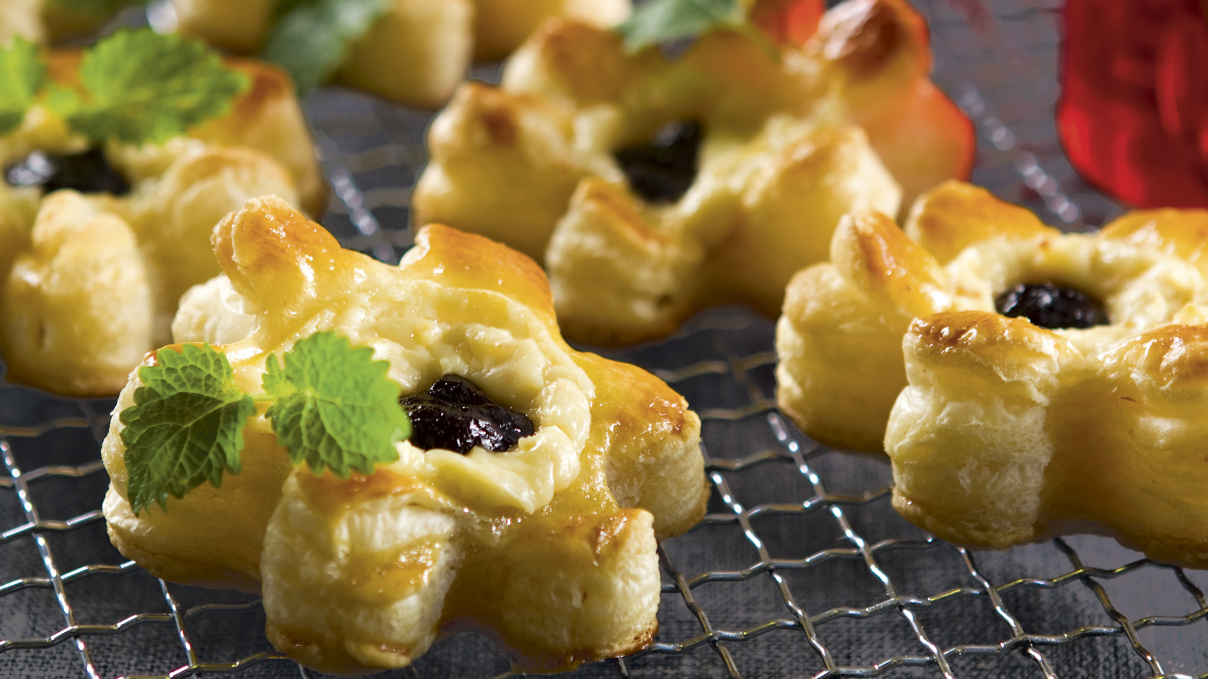 Luumu-appelsiinitortut