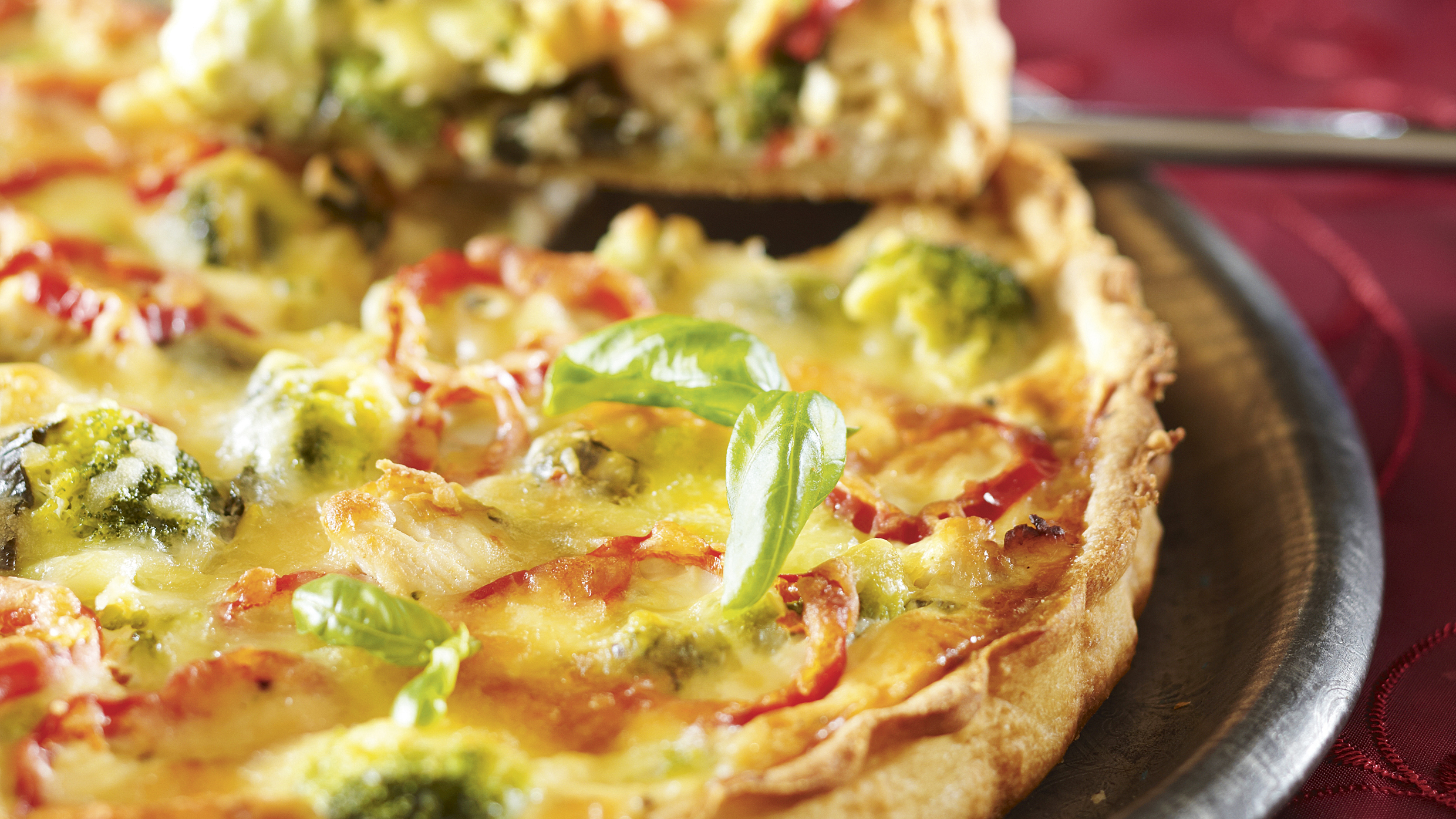 Broileri-parsakaalipiirakka