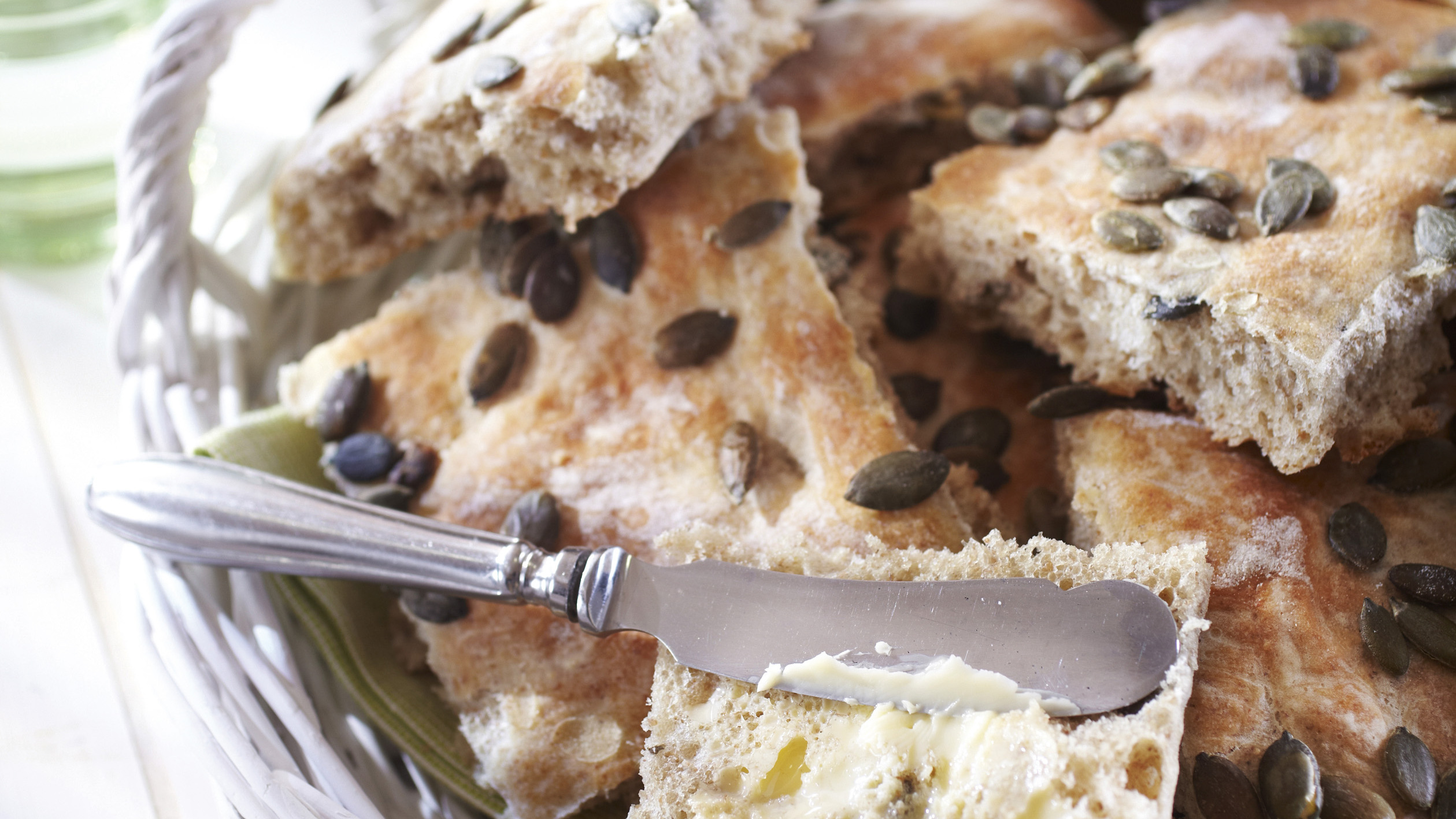 Kurpitsansiemenleipä