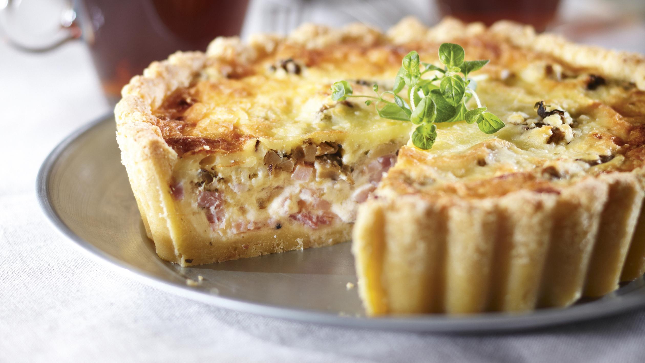 Herkullinen kinkkupiirakka