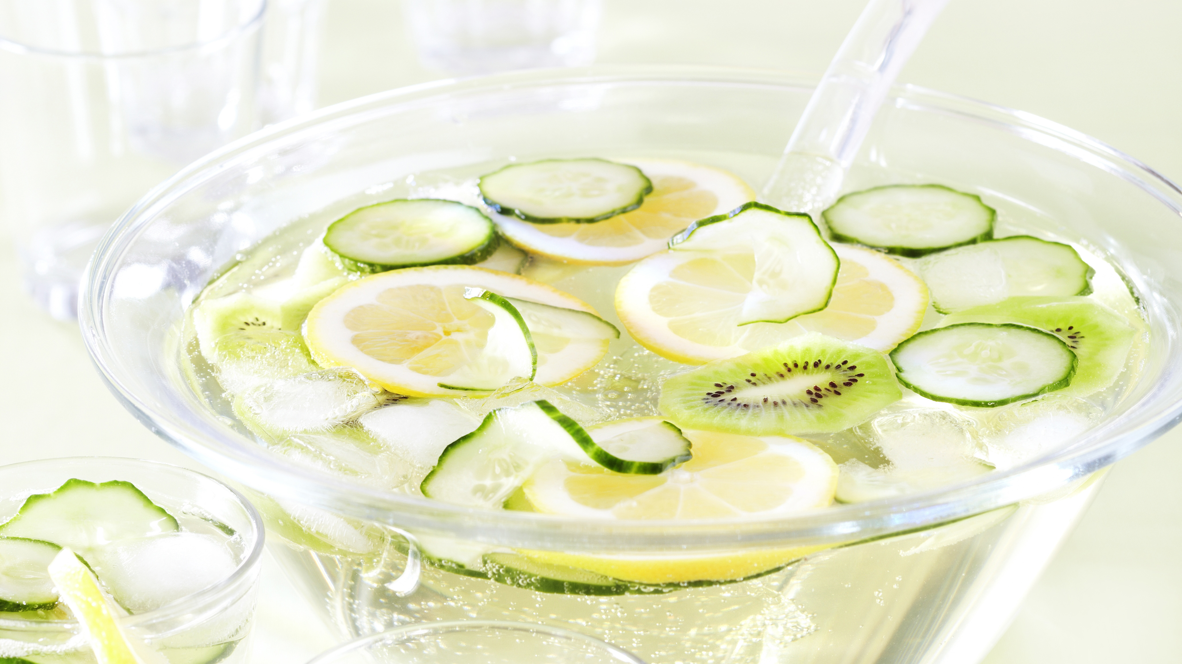 Raikas päärynäbooli