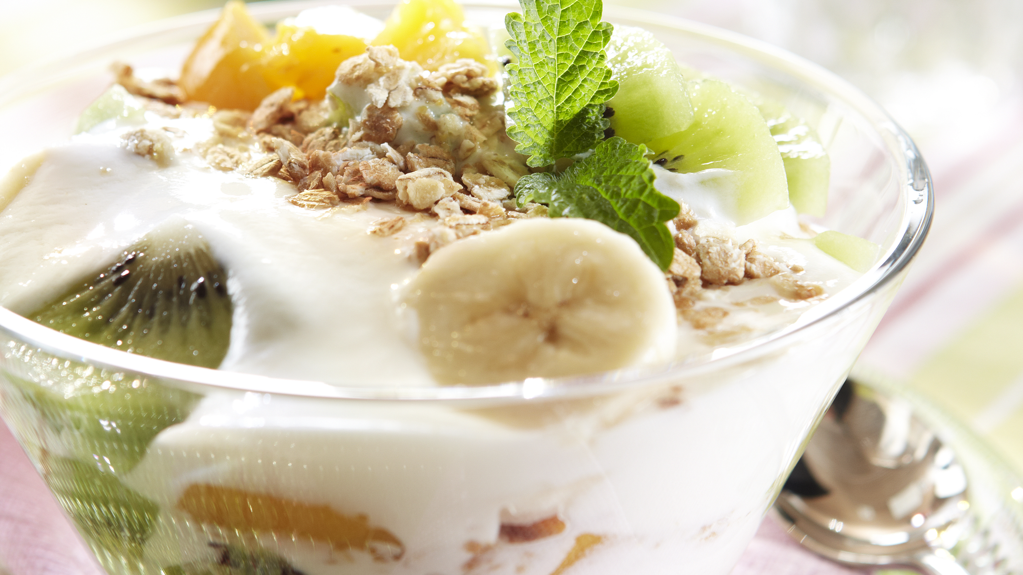 Hunajainen hedelmäjogurtti