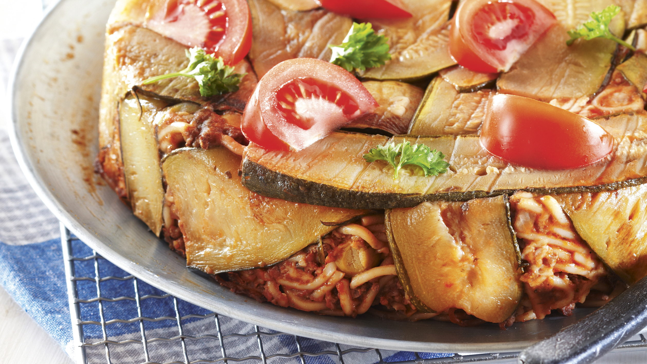 Kesäkurpitsa-spagettikeikaus