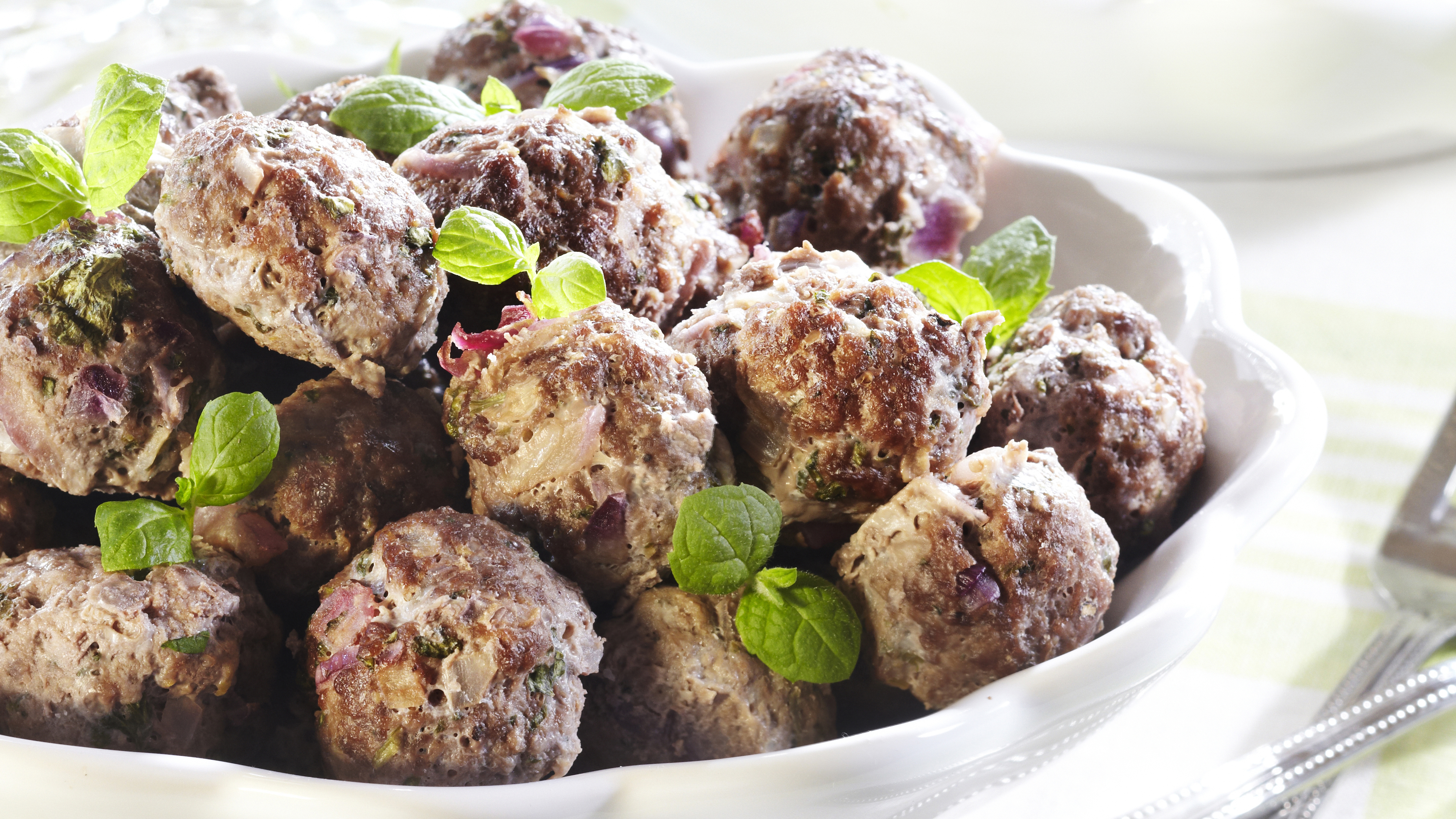 Kreikkalaiset cocktailpyörykät