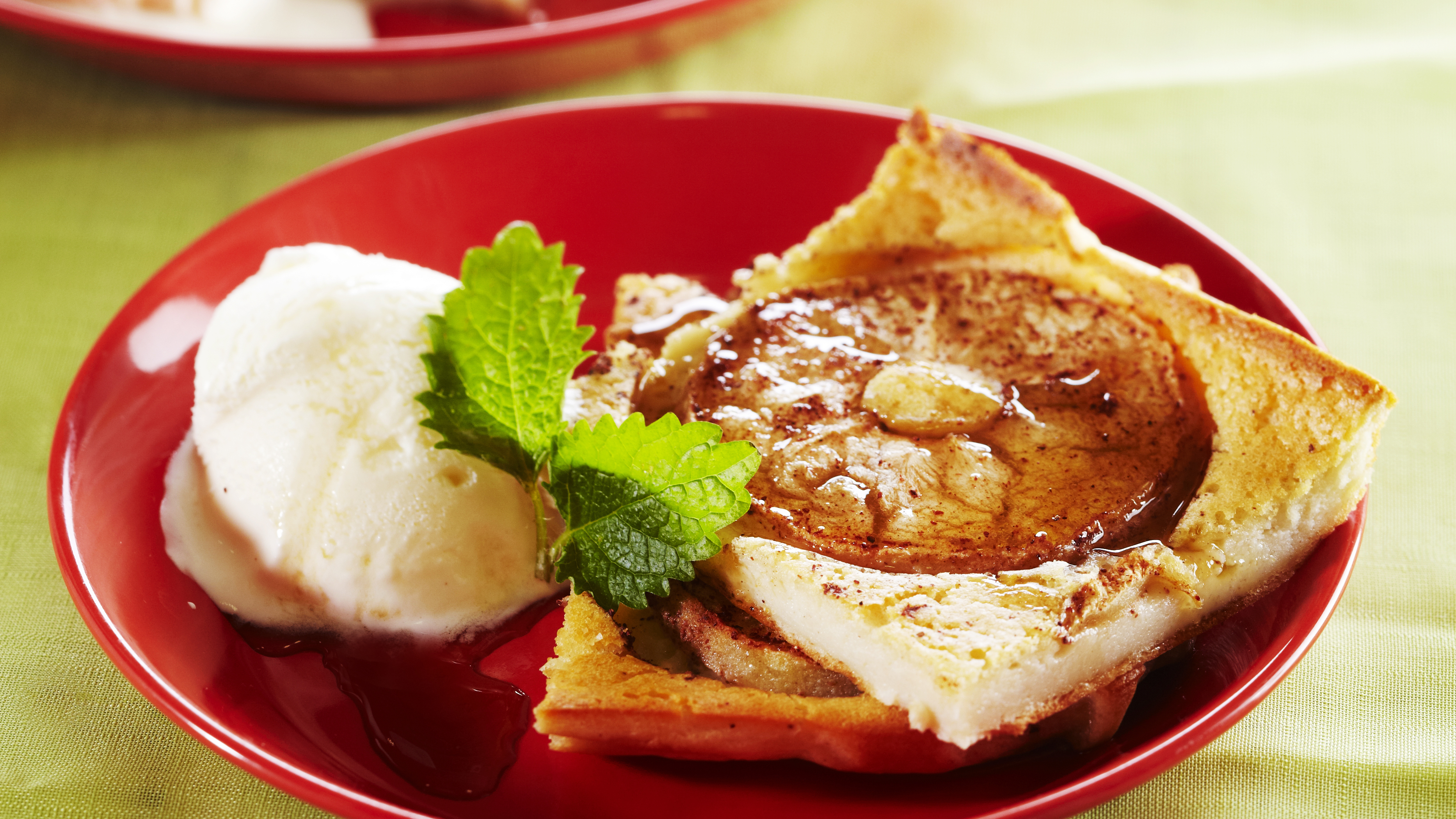 Omena-kookospannukakku