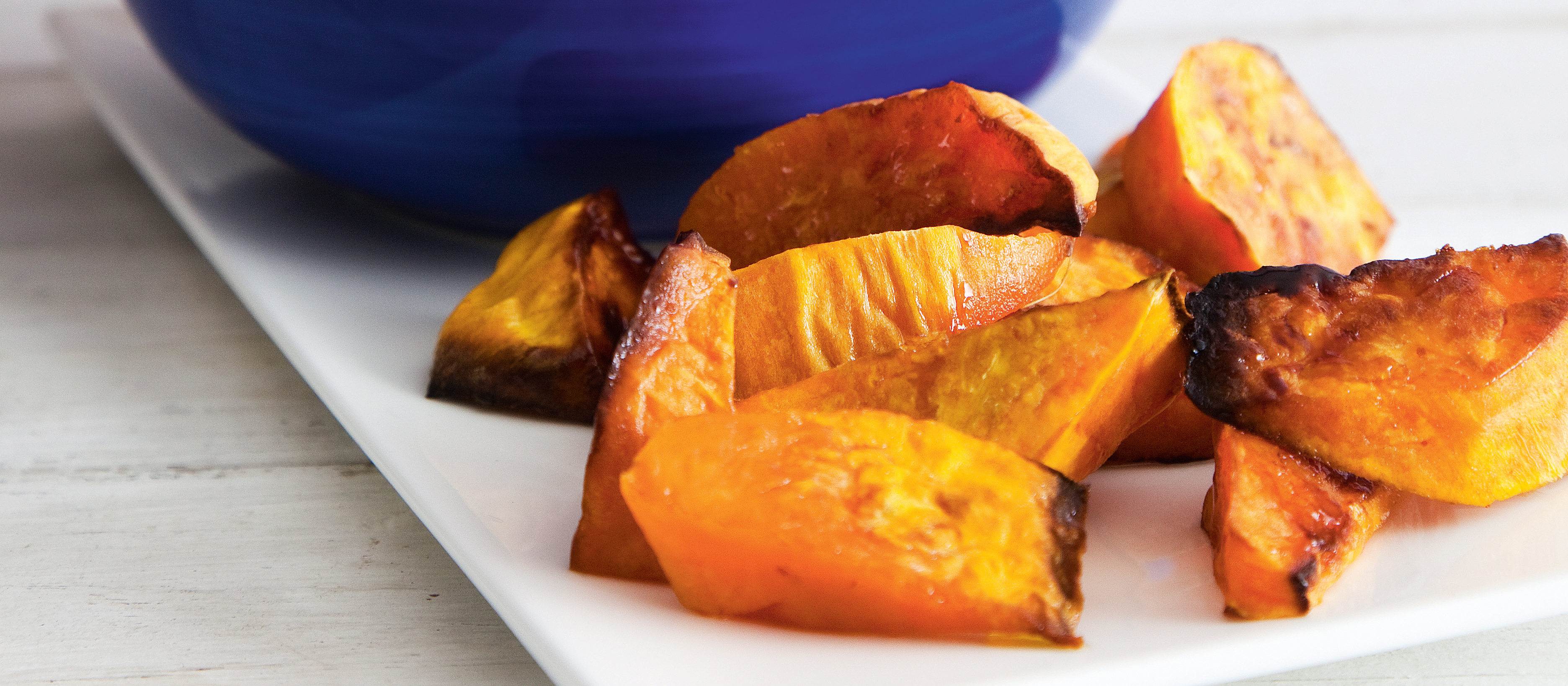 Uunissa paistetut bataattilohkot