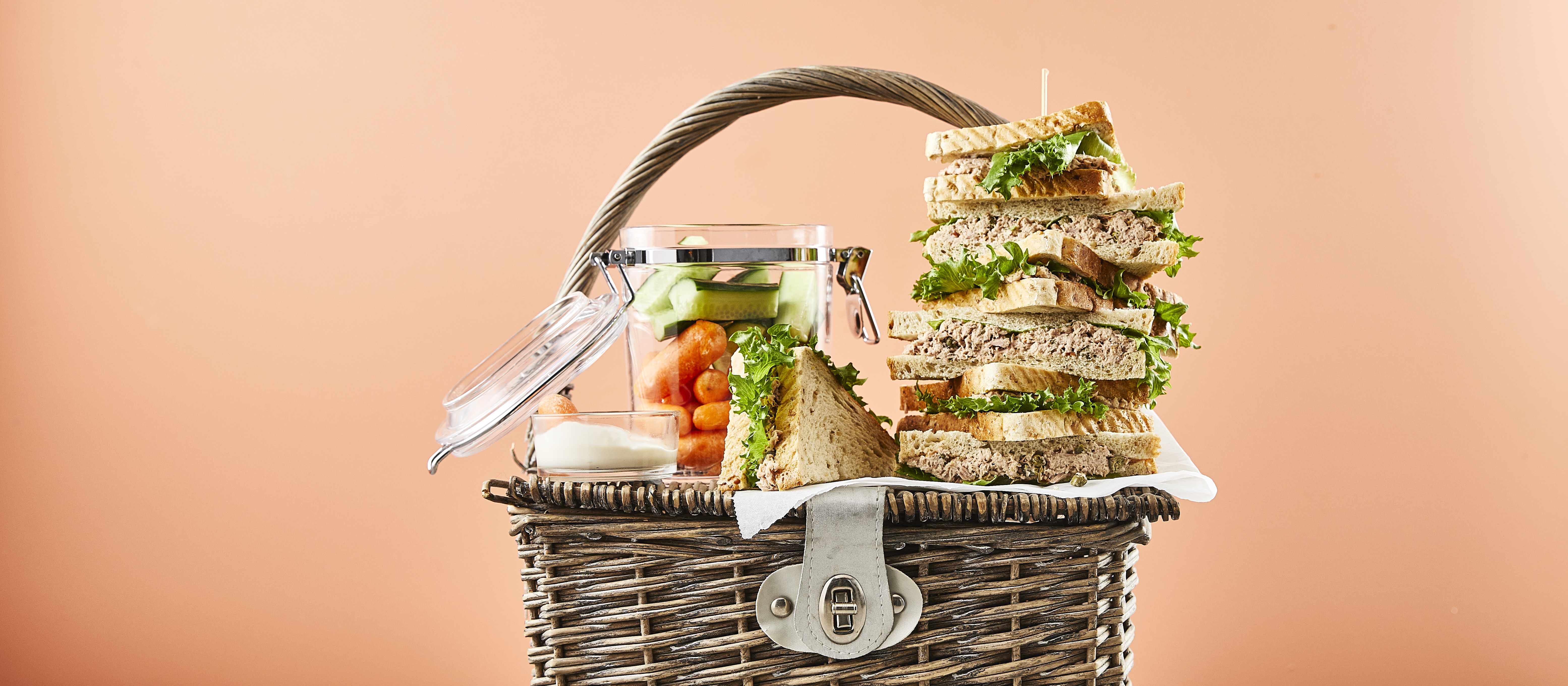 Tonnikalakolmioleivät