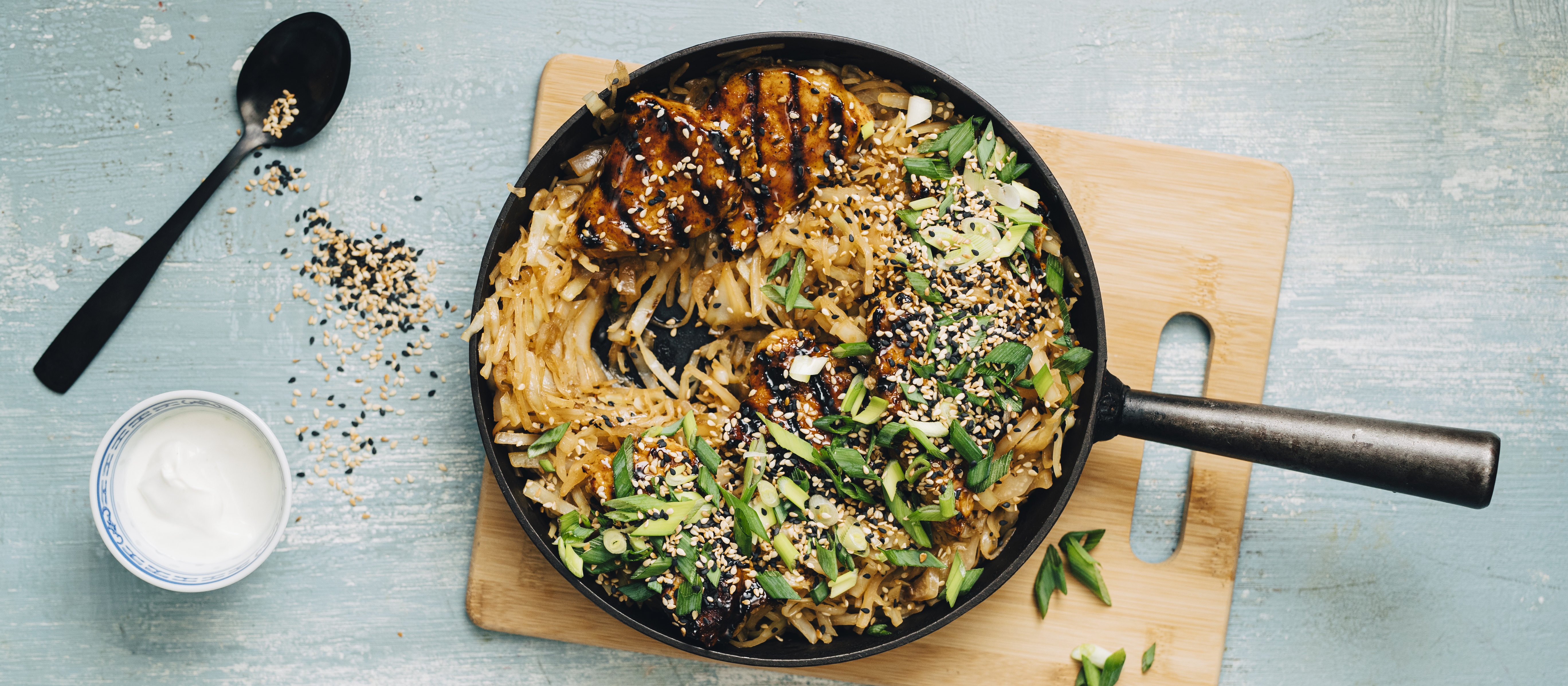 Varhaiskaali-possuwokki