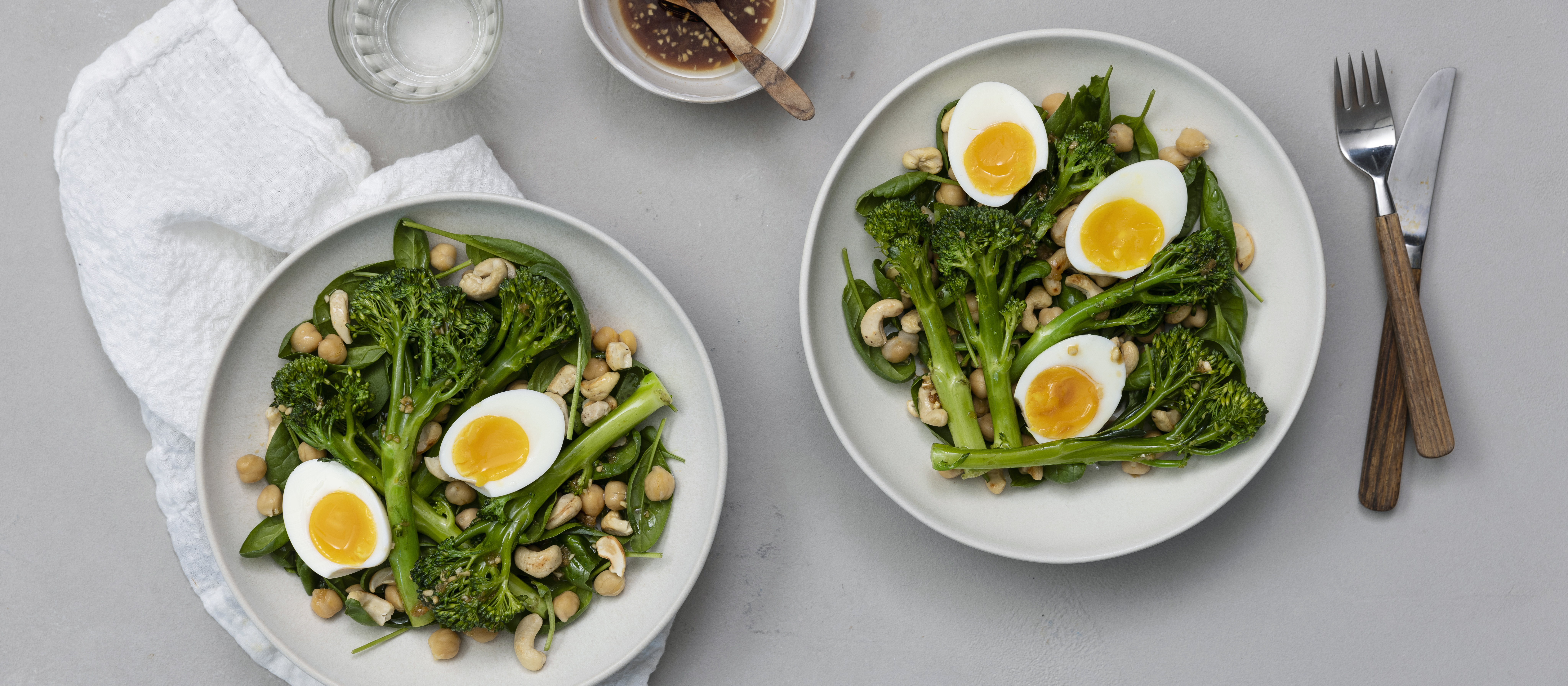 Varsiparsakaalisalaatti